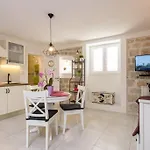 Studio Tironi 2 -sonja * Trogir