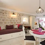 Studio Tironi 2 -sonja Apartment Trogir
