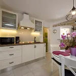 Studio Tironi 2 -sonja *