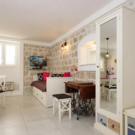 Apartman Studio Tironi 2 -sonja Trogir